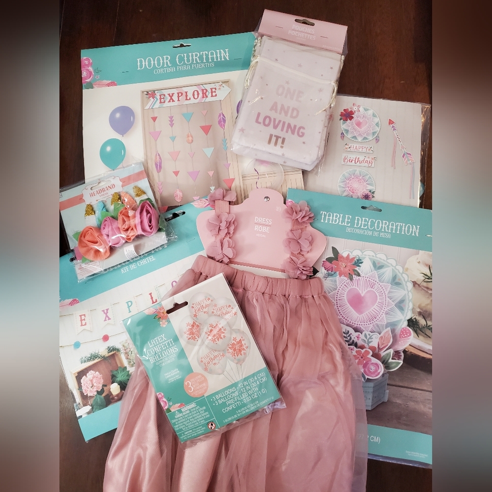 NWT 8 Piece Boho Style Baby Girl 1st Birthday Party Decorations